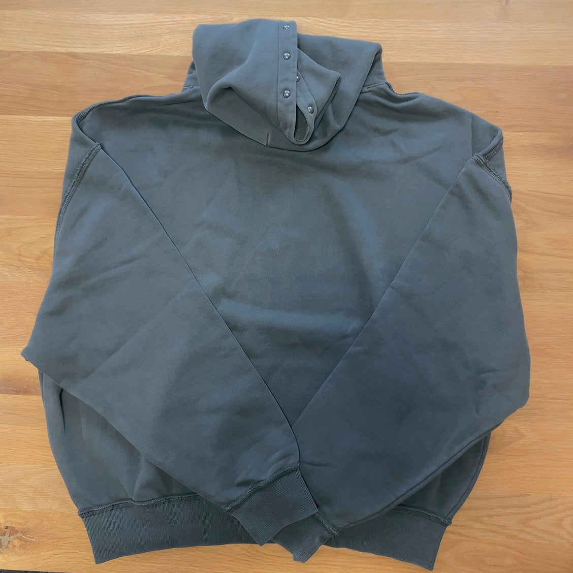 オーバーサイズ Pigment Hoodie